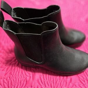 Fitflop Black Ankle Booties